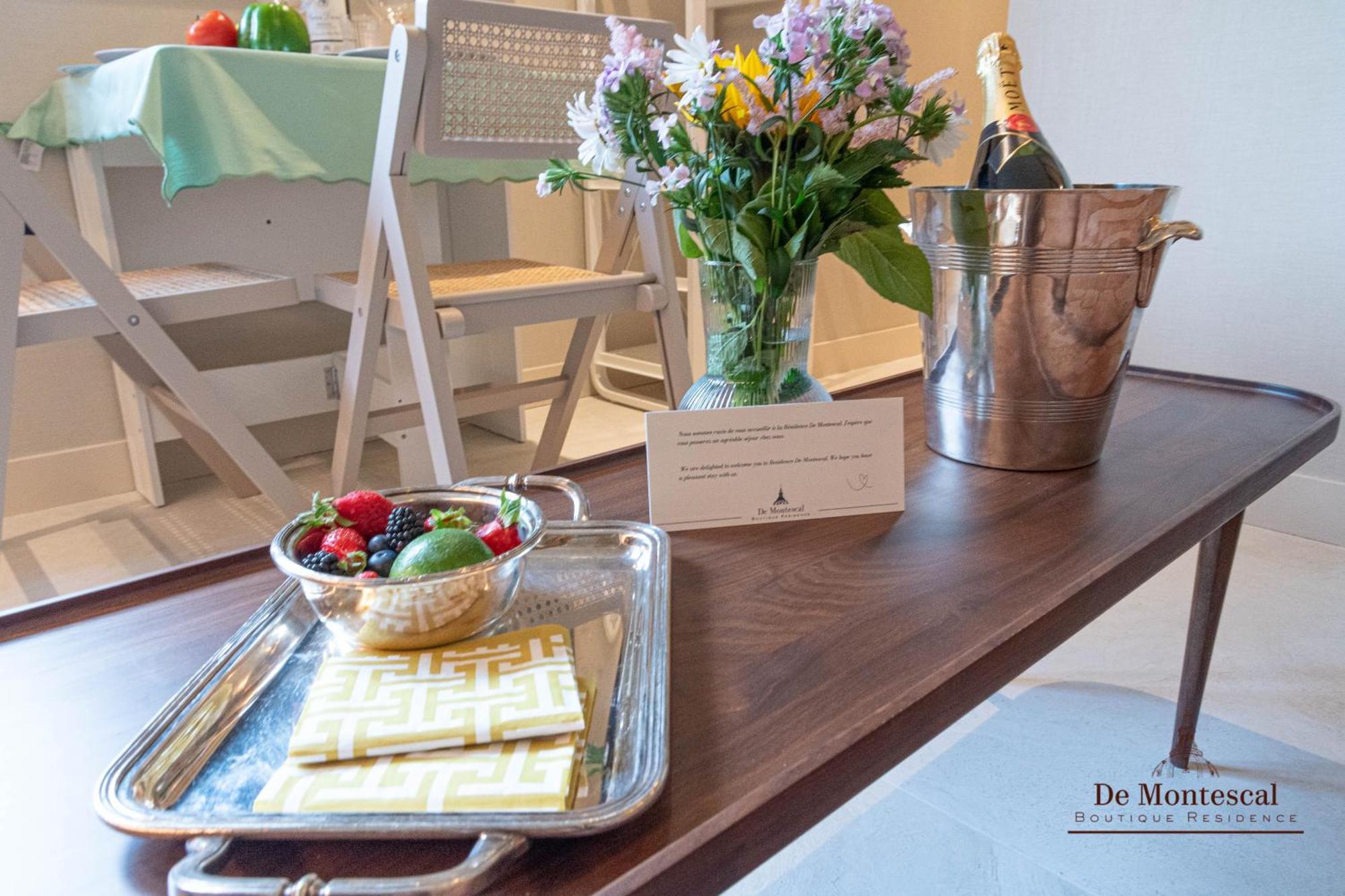De Montescal Montparnasse Ac Appartment In A Prime Location 22 -36M2 파리 외부 사진