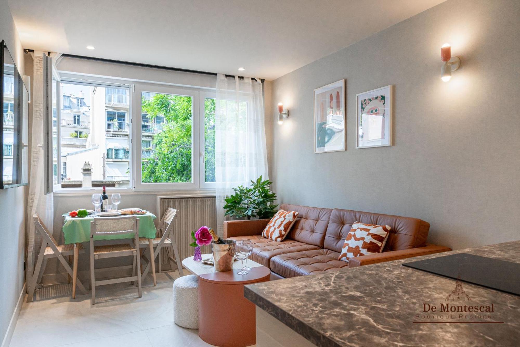 De Montescal Montparnasse Ac Appartment In A Prime Location 22 -36M2 파리 외부 사진