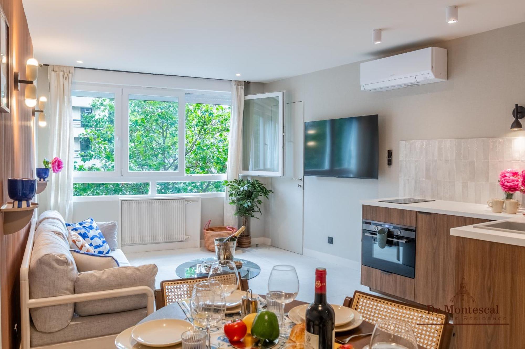 De Montescal Montparnasse Ac Appartment In A Prime Location 22 -36M2 파리 외부 사진